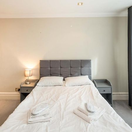 Kensington Skyline Penthouse Apartment ลอนดอน ภายนอก รูปภาพ